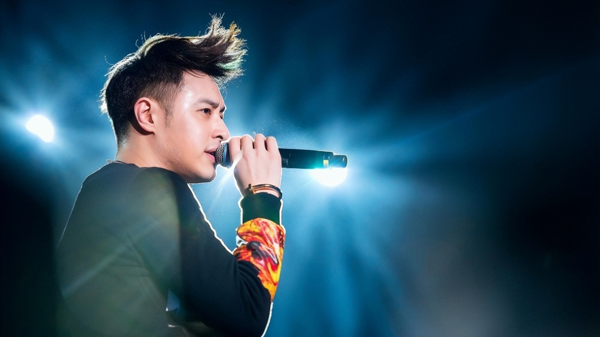 潘玮柏八字感情 潘玮柏是什么星座 - 时代开运网