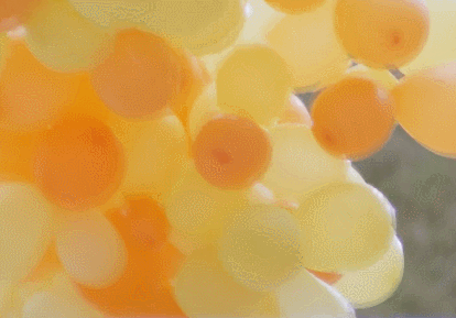 当年为了对抗周星驰，王晶找来了四大天王，片子虽“烂”却能大赚