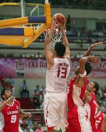 姚明nba历史得分榜（姚明被哈达迪打爆？对比两人NBA生涯数据，球迷：人比人，气死人）