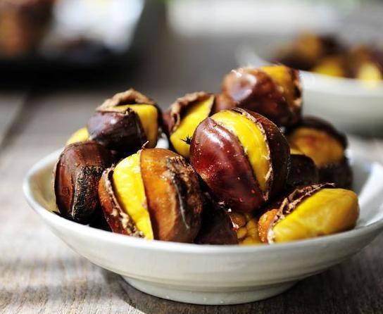 才知道，原来这才是水煮板栗的正确做法！比糖炒栗子还香，收藏了