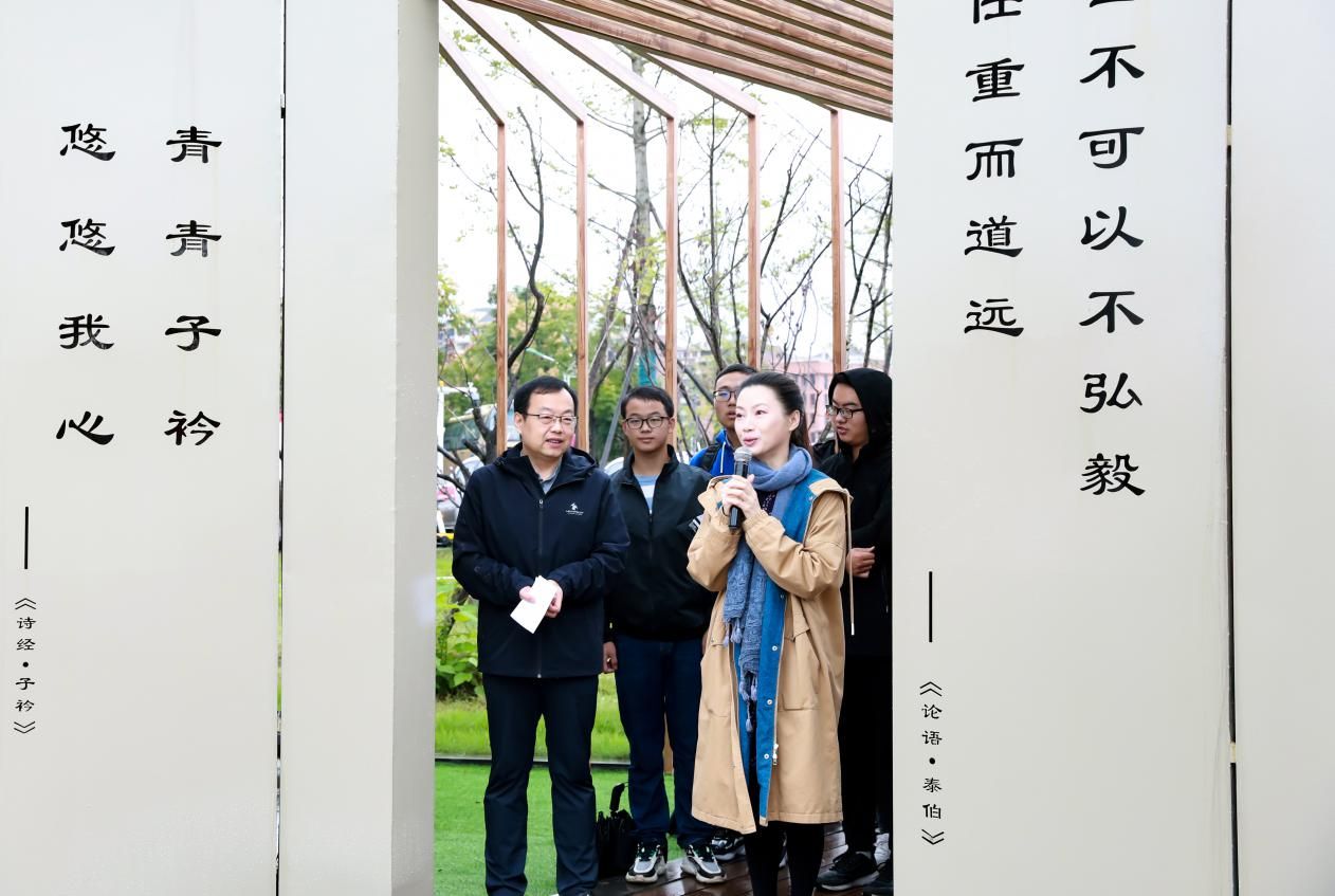 杨雨、郦波多位名家教授点赞，中南大学问渠晨读长廊等你pick！