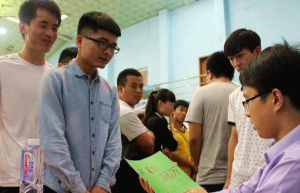 2021“双非”高校排名出炉，深圳大学无缘榜首，扬州大学跻身前5