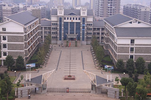 衡阳排名第一的学校为什么是衡阳八中而不是衡阳一中