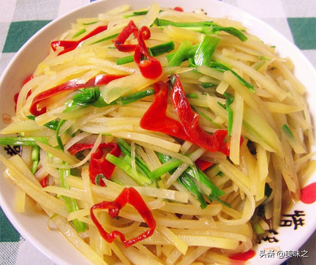 17道和蒜苗搭配的家常菜做法，口味鲜美，营养丰富