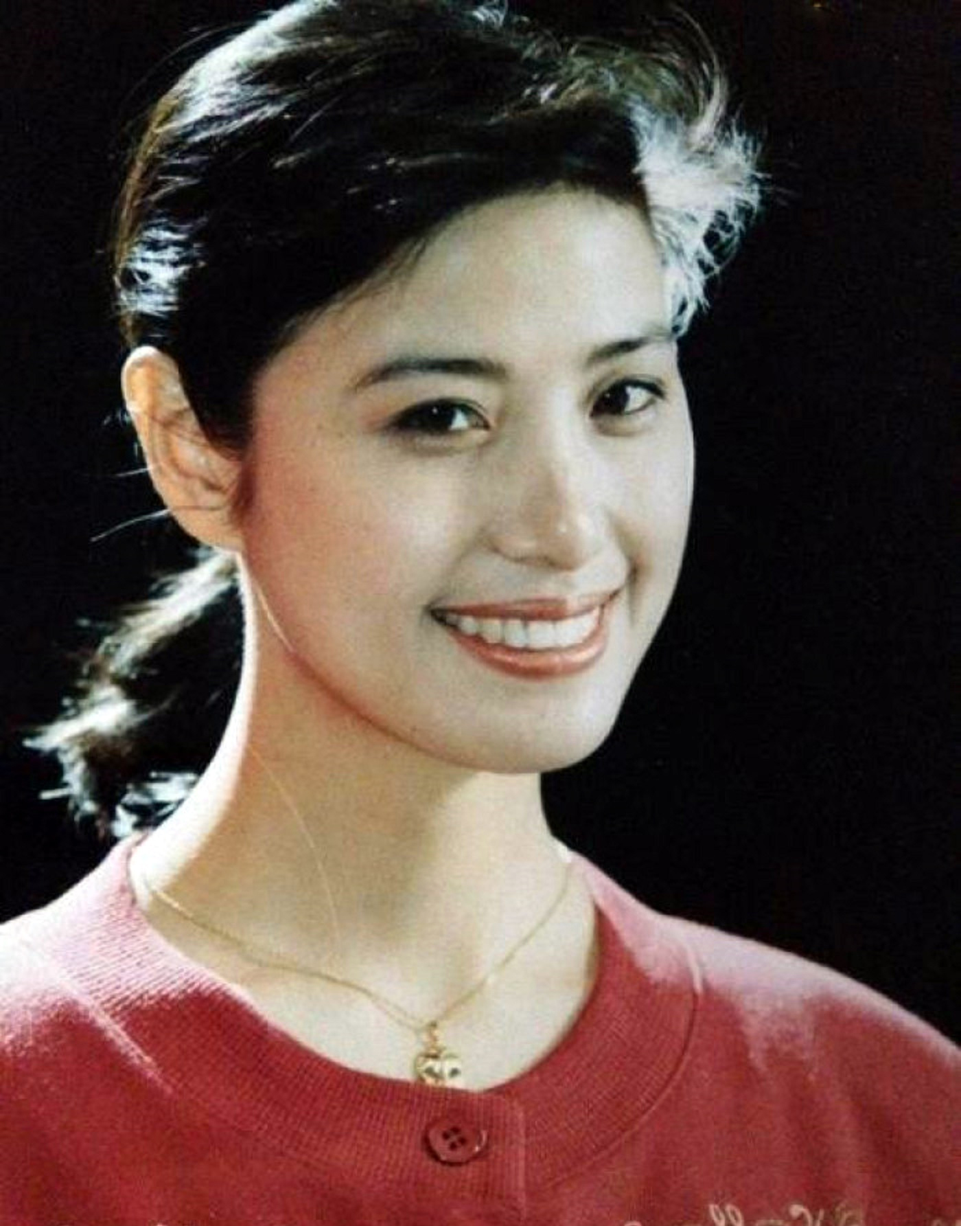 谁说山东只出帅哥？这19位鲁籍美女个个闭月羞花，可惜两位已去世