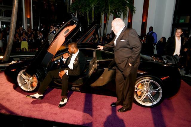 nba哪些人有跑车（NBA球员的座驾：姚明太低调，库里钟爱保时捷，拉文买碟中谍同款）