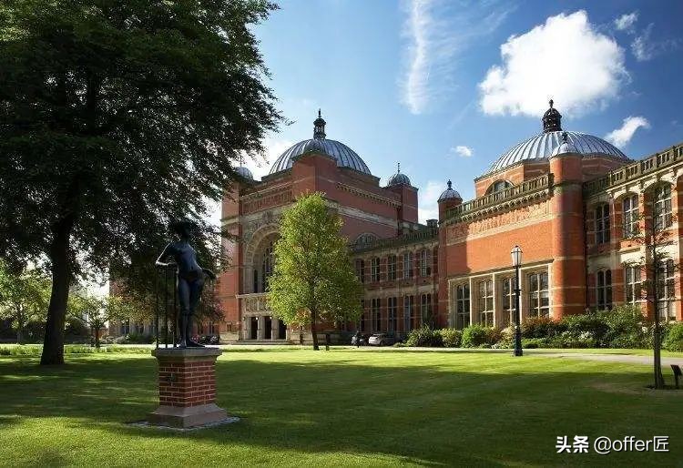 英国TOP100院校商学院全解析—伯明翰大学商学院申请要求