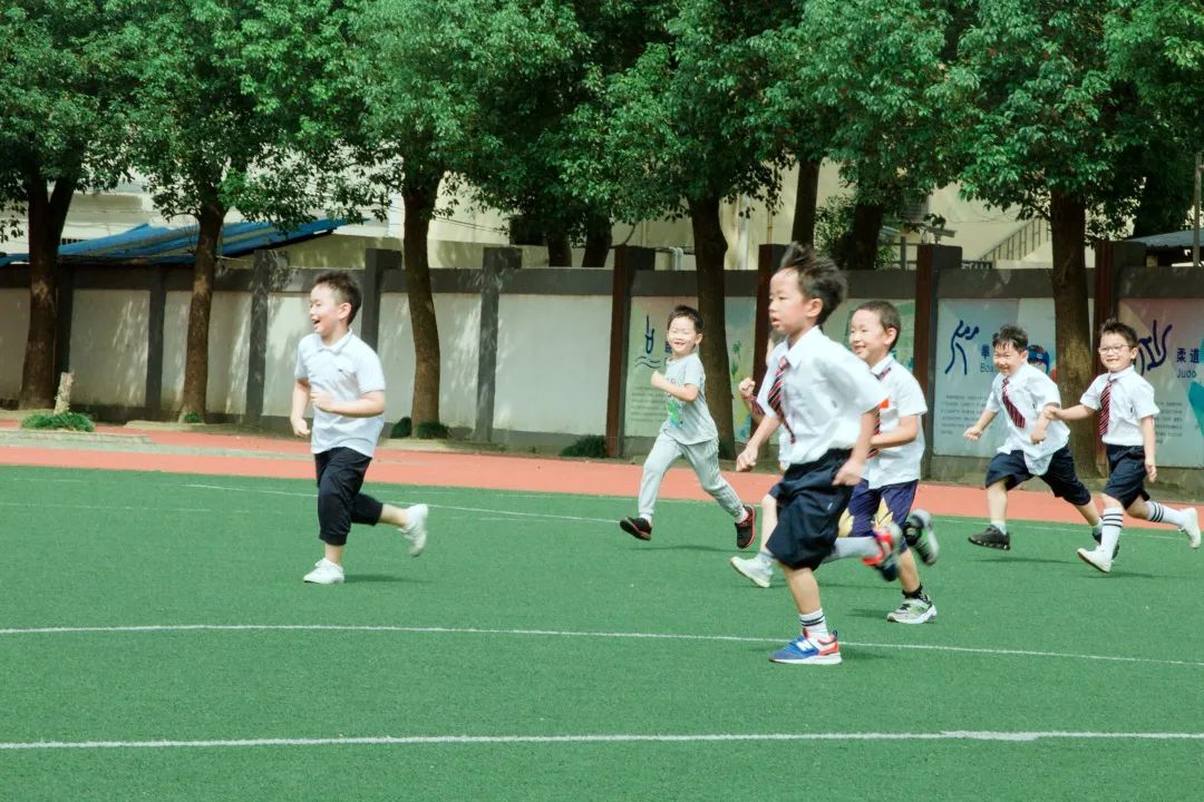 青浦区东门小学体育，让每个孩子都绽放精彩(图4)