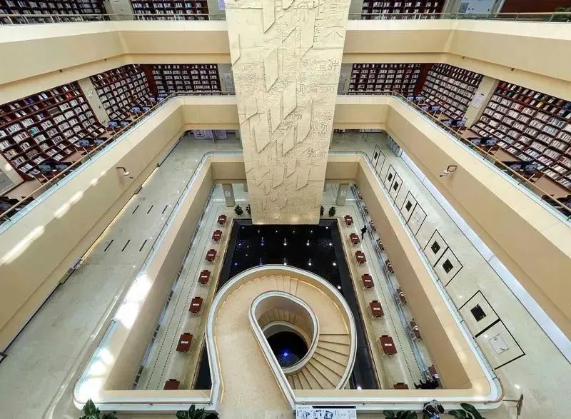 忍不住告诉你！广州的这些宝藏图书馆，真的超靓