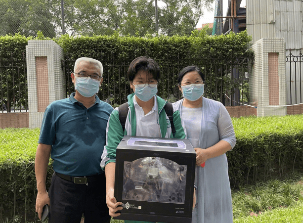 高考完就收到爸妈送的手办，每年高考都少不了的柠檬环节