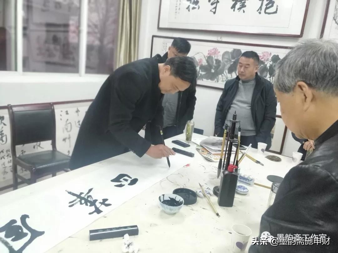 舒城县书法艺术家朱太平一行莅临我校交流指导工作