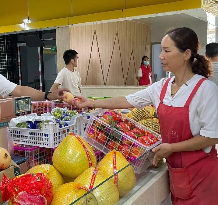 平顶山市首家智慧农贸市场——东环路综合农贸市场完成验收工作