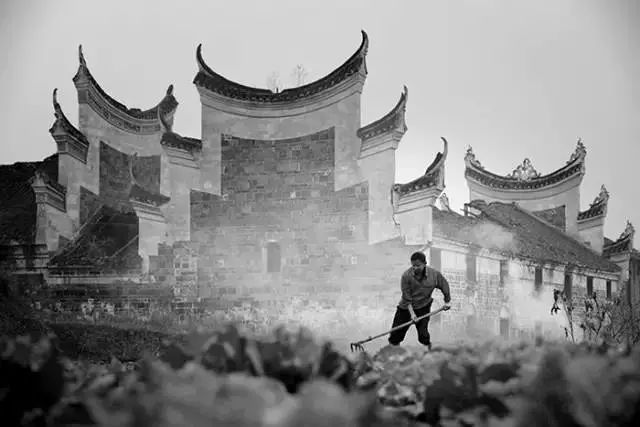 古建筑上的中国，气势磅礴、祥和宁静、诗意无穷