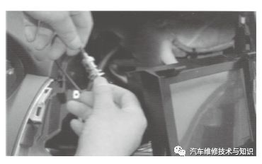 如何加装汽车导航系统？