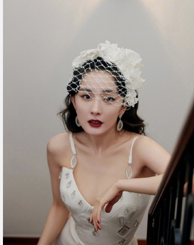 整容必脸崩？这10位女星告诉你，只要“美商”高，颜值事业可双赢