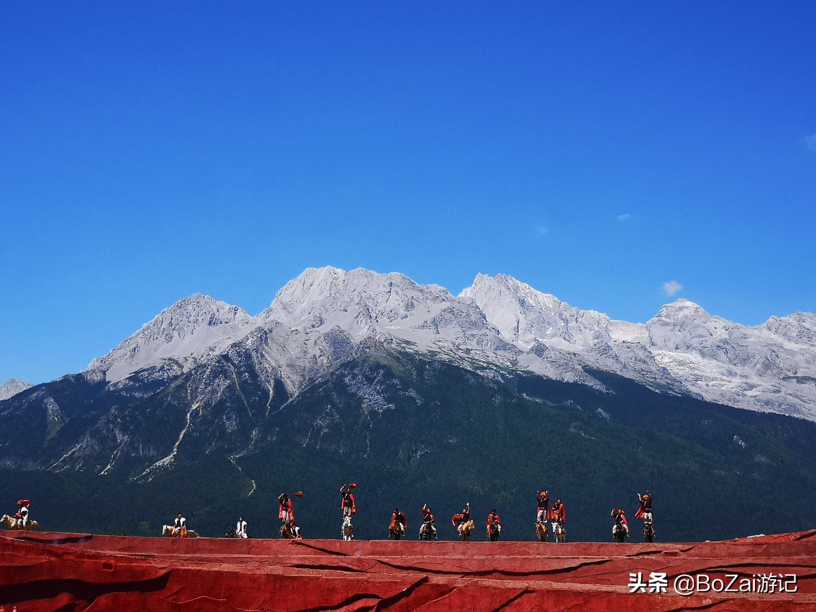 适合云南旅游的地方（到云南旅游不能错过的10大景点）