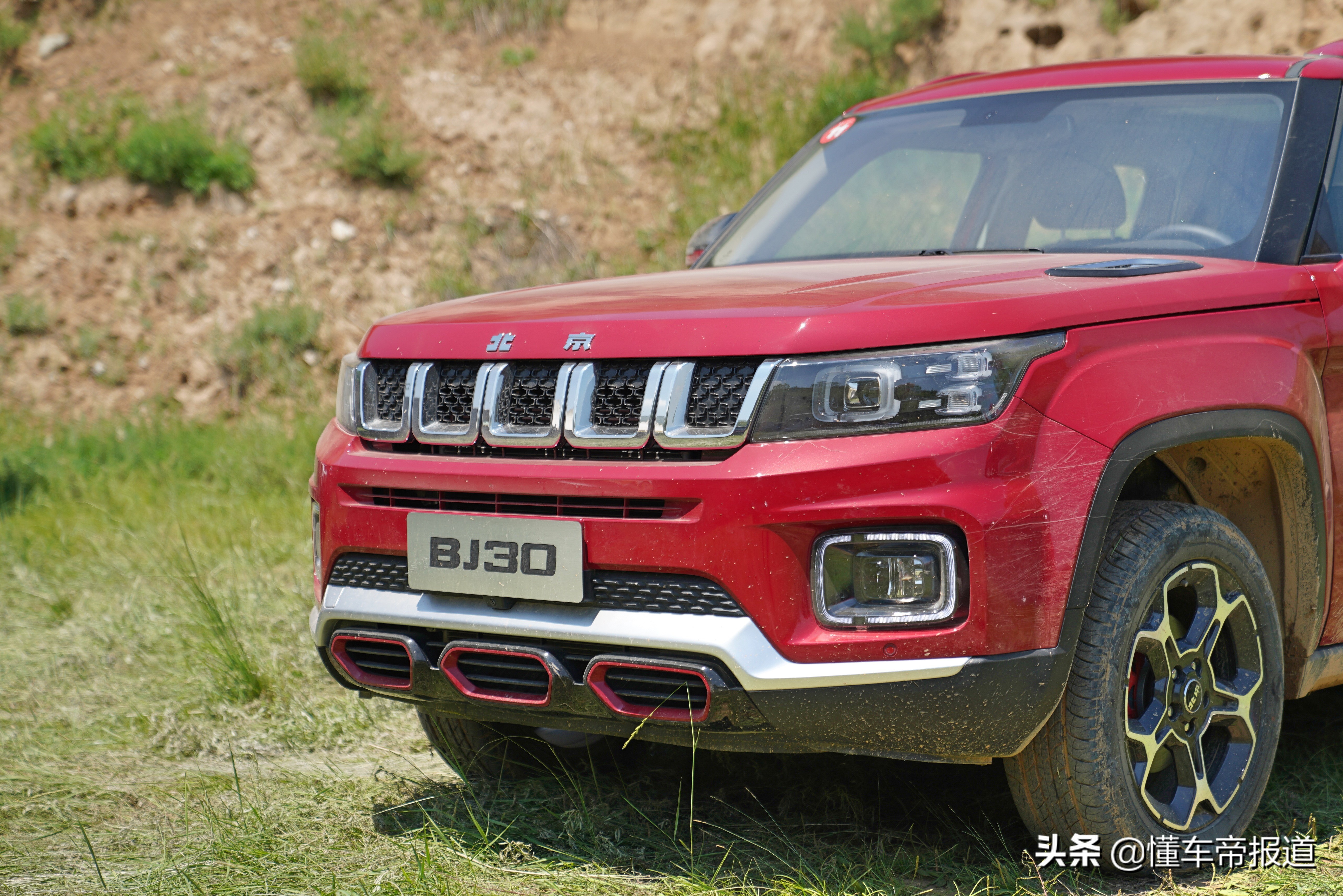 试驾 | 以貌取胜，表现均衡，试驾北京越野BJ30