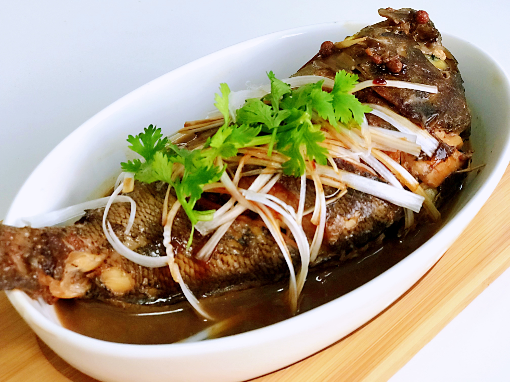 【酱烧黑鱼】做法步骤图 肉多刺少 常吃健脑益智补脾胃-起舞食谱网