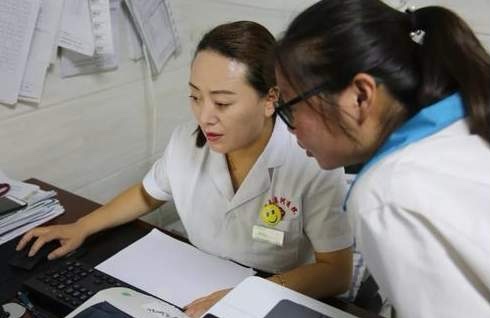 学校体检抽血能查出怀孕吗（高三女生挤出）