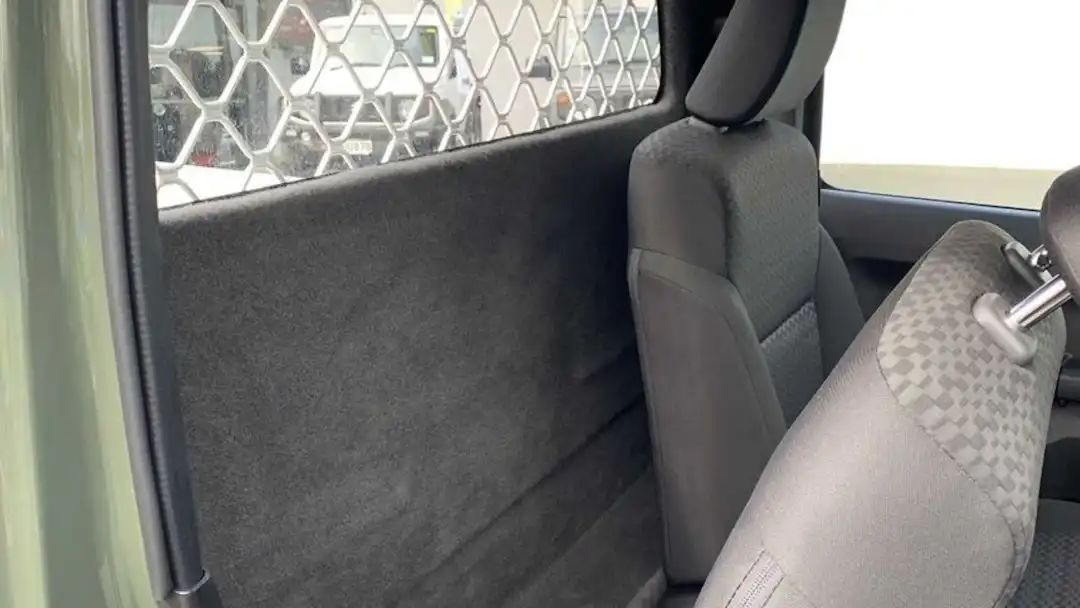 铃木吉姆尼秒变单排小货车，这是什么神仙操作？