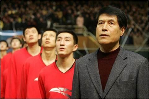 年近八十的老帅仍能带队战胜CBA卫冕冠军，不愧被称国内篮球教父