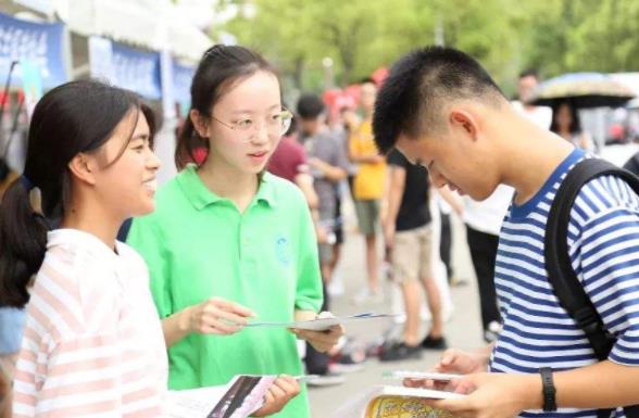 这些学生可以不用参加高考，直接免试上学，家长和考生应关注