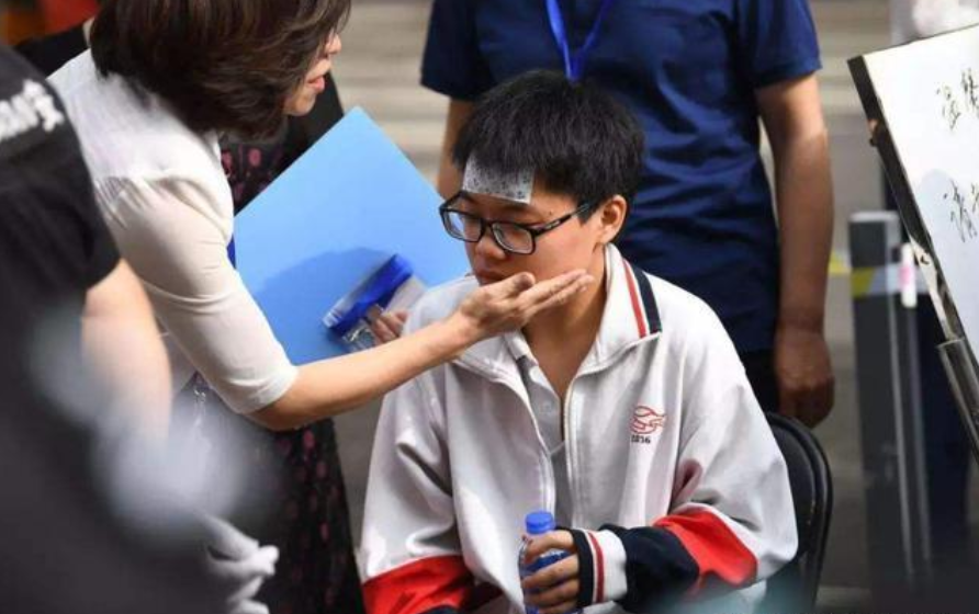 上海这4所野鸡大学臭名昭著，已被人民日报曝光，全国考生要当心