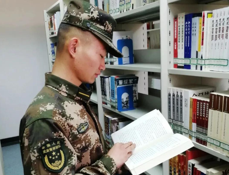 适合中等生报考的军校，录取分数不高，毕业后不用愁就业问题