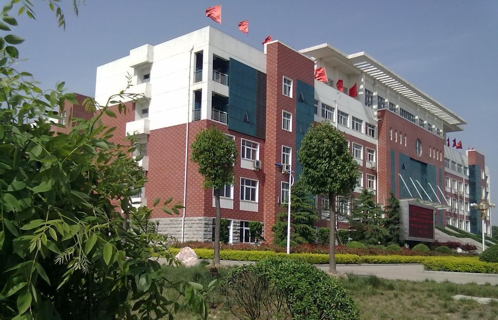 河南这4所县级高中强过一般市中，没有优质生源，普通学生的逆袭