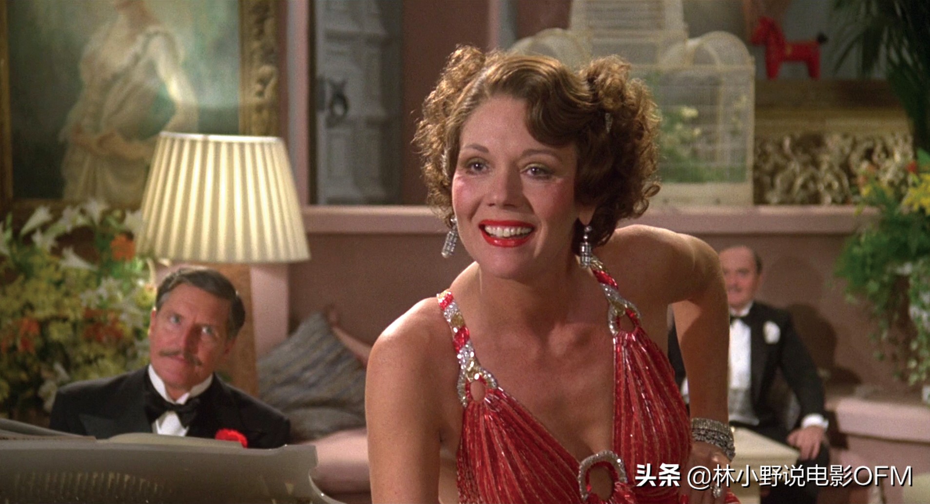 《阳光下的罪恶》女主角是邦女郎，男配是“查泰莱夫人的情人”