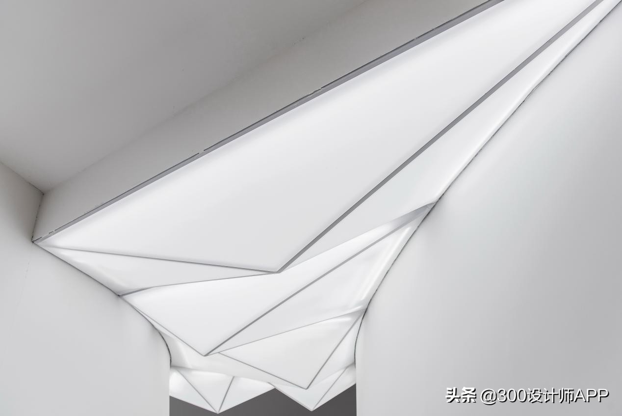 徐年迪作品：极简白理发店，260㎡装修60万，空荡荡却很高级