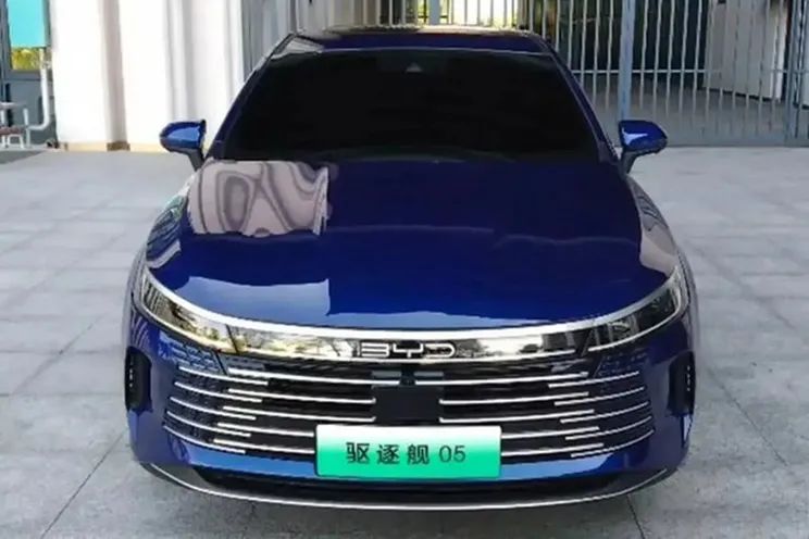 「汽车V报」捷尼赛思全新概念车预告图发布；东风风神奕炫家族新车型上市-20211115-VDGER