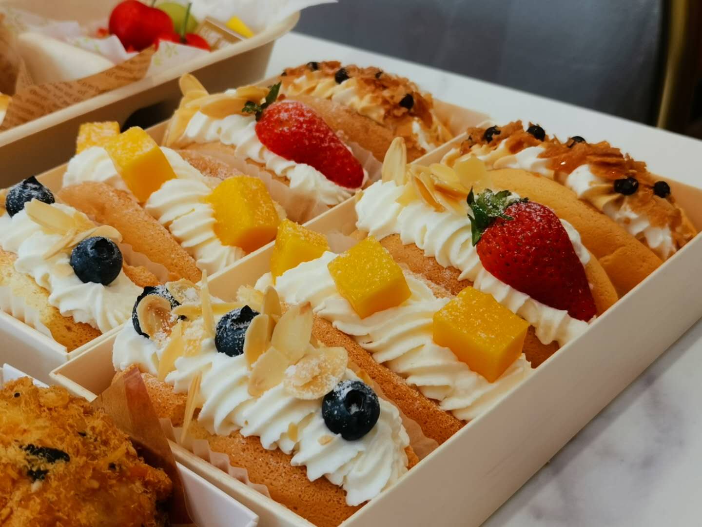 碳水星人欲罢不能！深圳这6家宝藏面包店，每款都很绝