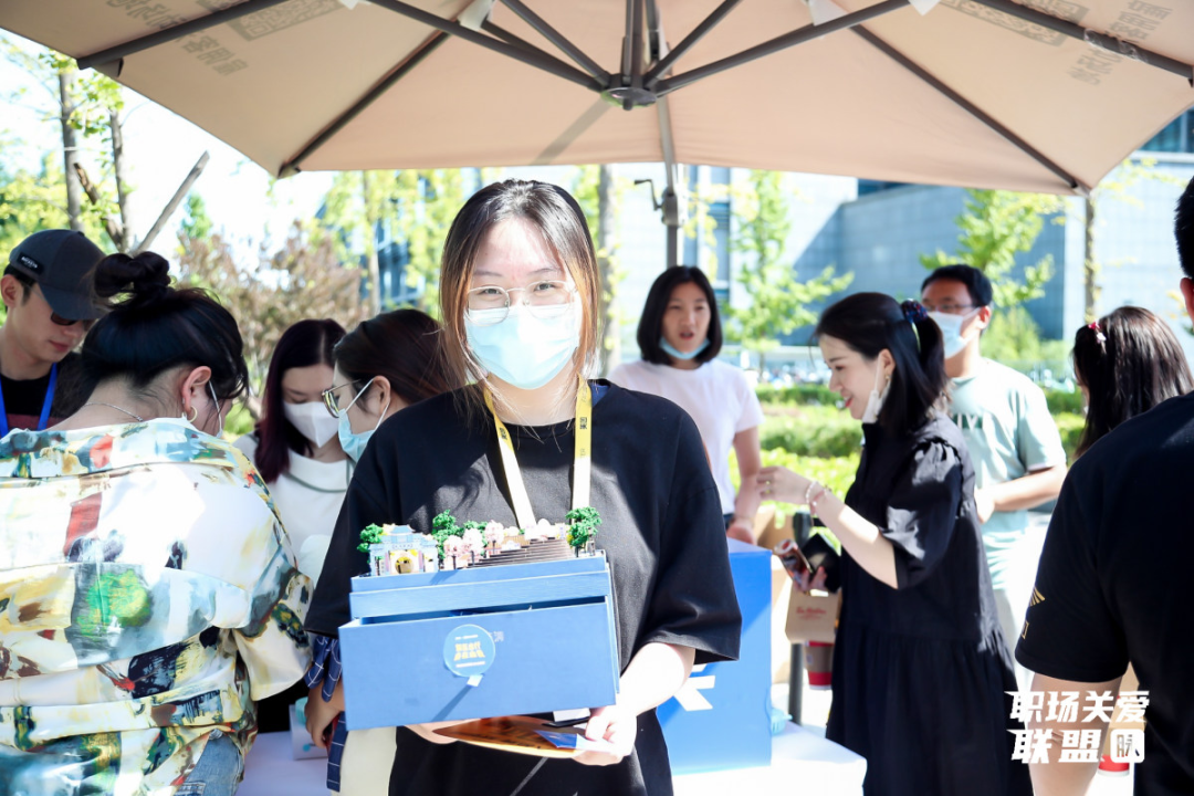 压力大到要爆炸？0元租车好不好？