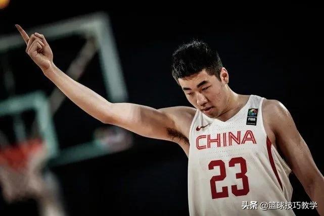 张镇麟和王泉泽同样效力NCAA(又一NCAA中国球员空降CBA？比张镇麟还燃？)