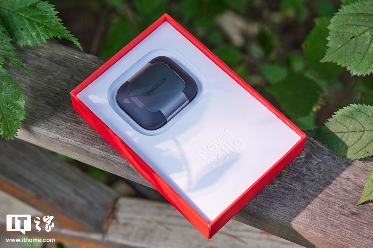 OnePlus Buds Pro 耳机评测：续航最长的 40dB 深度降噪耳机