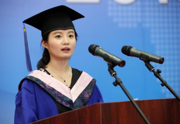 为何研究生毕业后想当辅导员？看到辅导员的薪资待遇，就不奇怪了