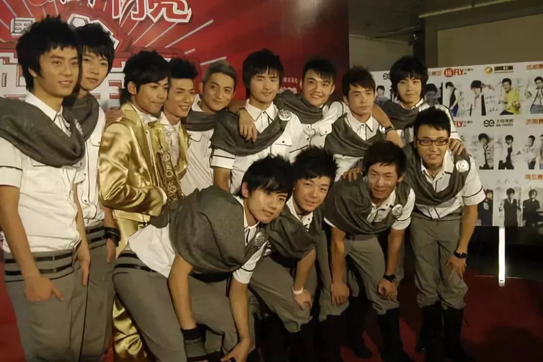 快男十强(盘点07届快男十强选手,第四名最火,俞灏明最坎坷)