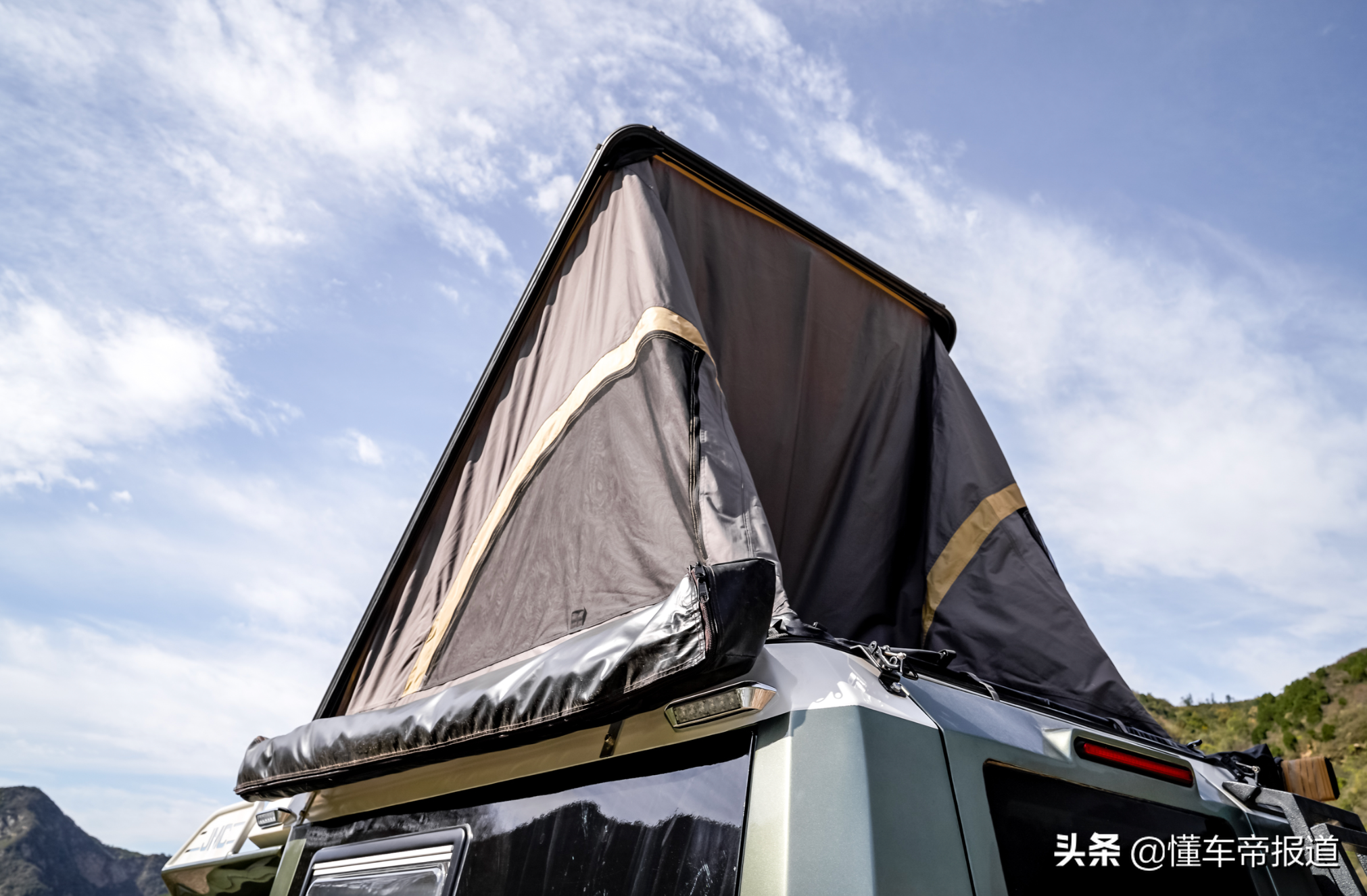 新车 | 内饰质感提升明显，PK长城炮！实拍江铃域虎7+域虎7亲子版