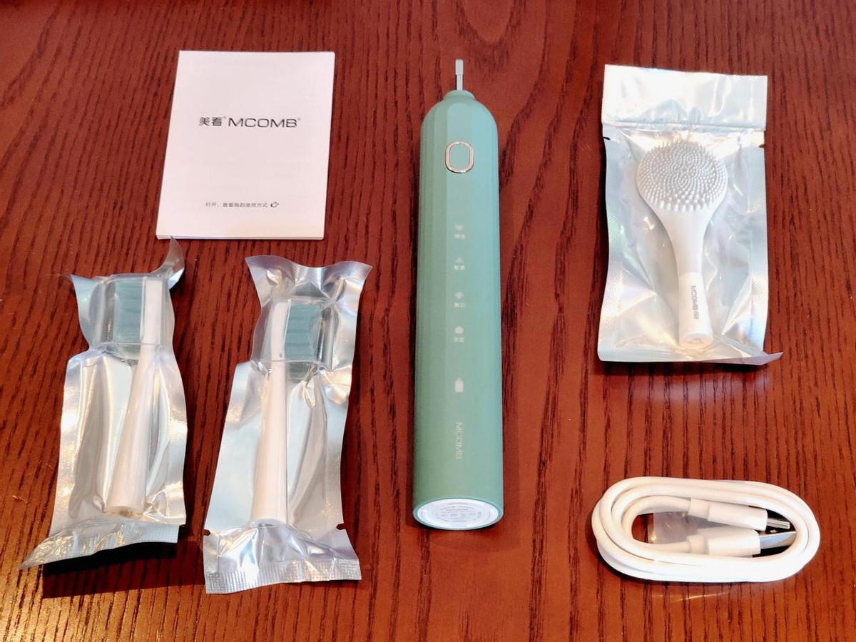 既能刷牙，又能洗脸的电动牙刷，美看mcomb M2 Plus上手体验