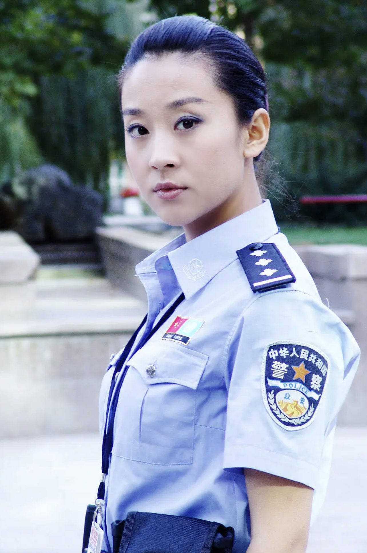 罗晋和苗圃分手10年后,一个娶当红女演员,一个低调嫁入豪门