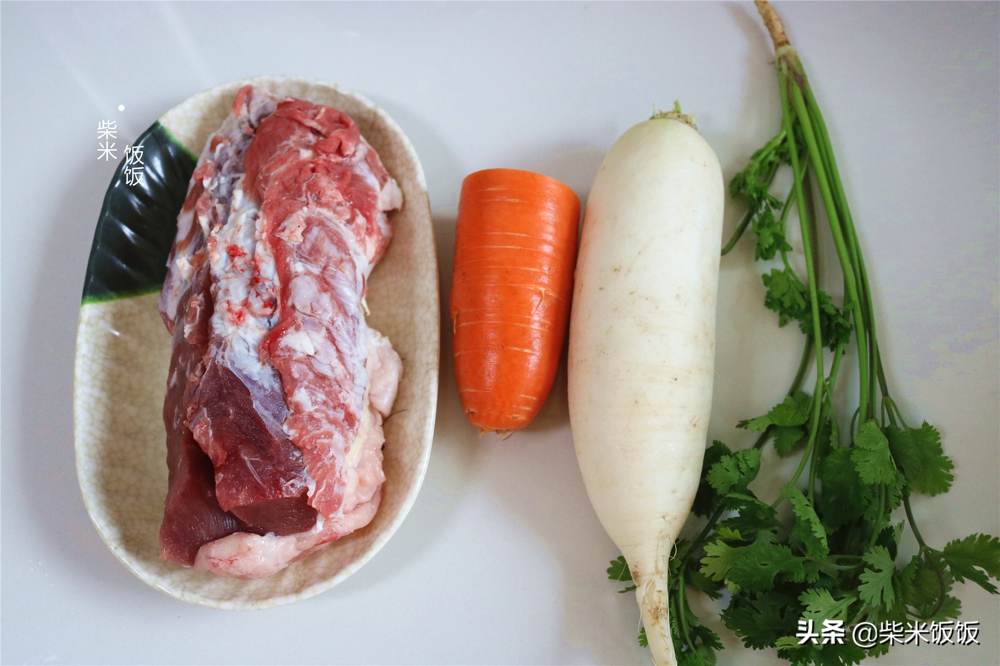 羊肉别总炖汤了，试试这个做法，鲜香又滋补，现在吃最合适