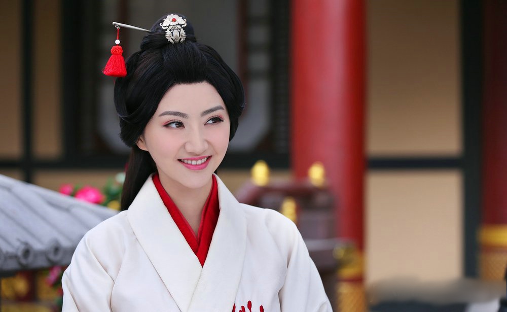 《女诫》是班昭教导班家女性如何为人处世的私书，为何广为传抄？