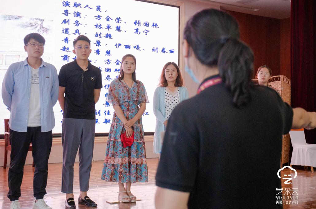 2021年高雅艺术进校园——朗诵表演培训班在呼和浩特圆满落幕