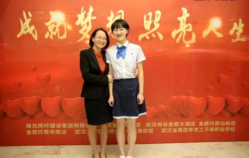 全国1卷高考总状元，高考语文成绩146分，文与字的魅力