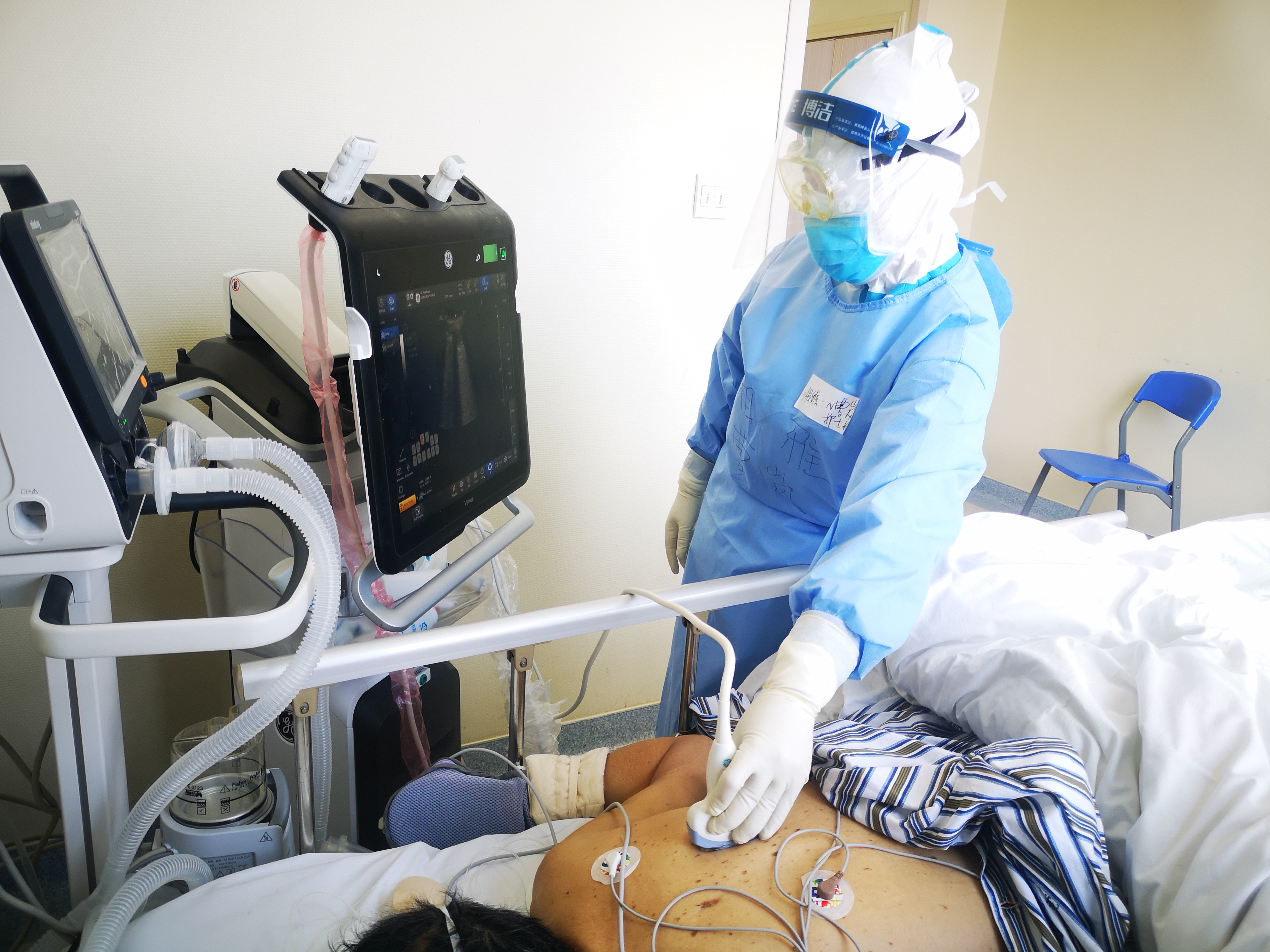 湘雅医院护理部曹岚：在新冠肺炎“战场”发挥重症护理专业价值