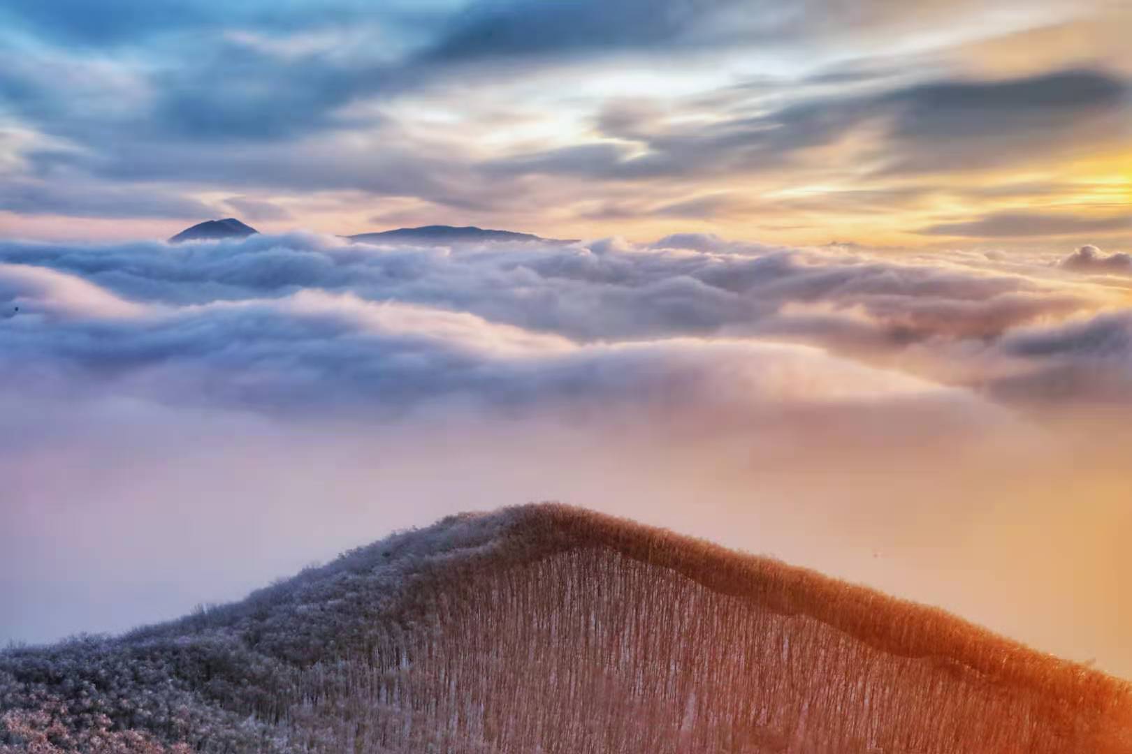 吉林滑雪场哪个最好玩(今年冬季吉林滑雪异常火爆，吉林四大滑雪场游客爆棚，附带攻略)