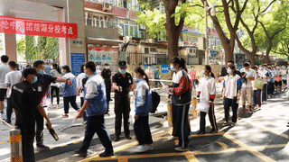 侠客岛：“非常”高考的非常事