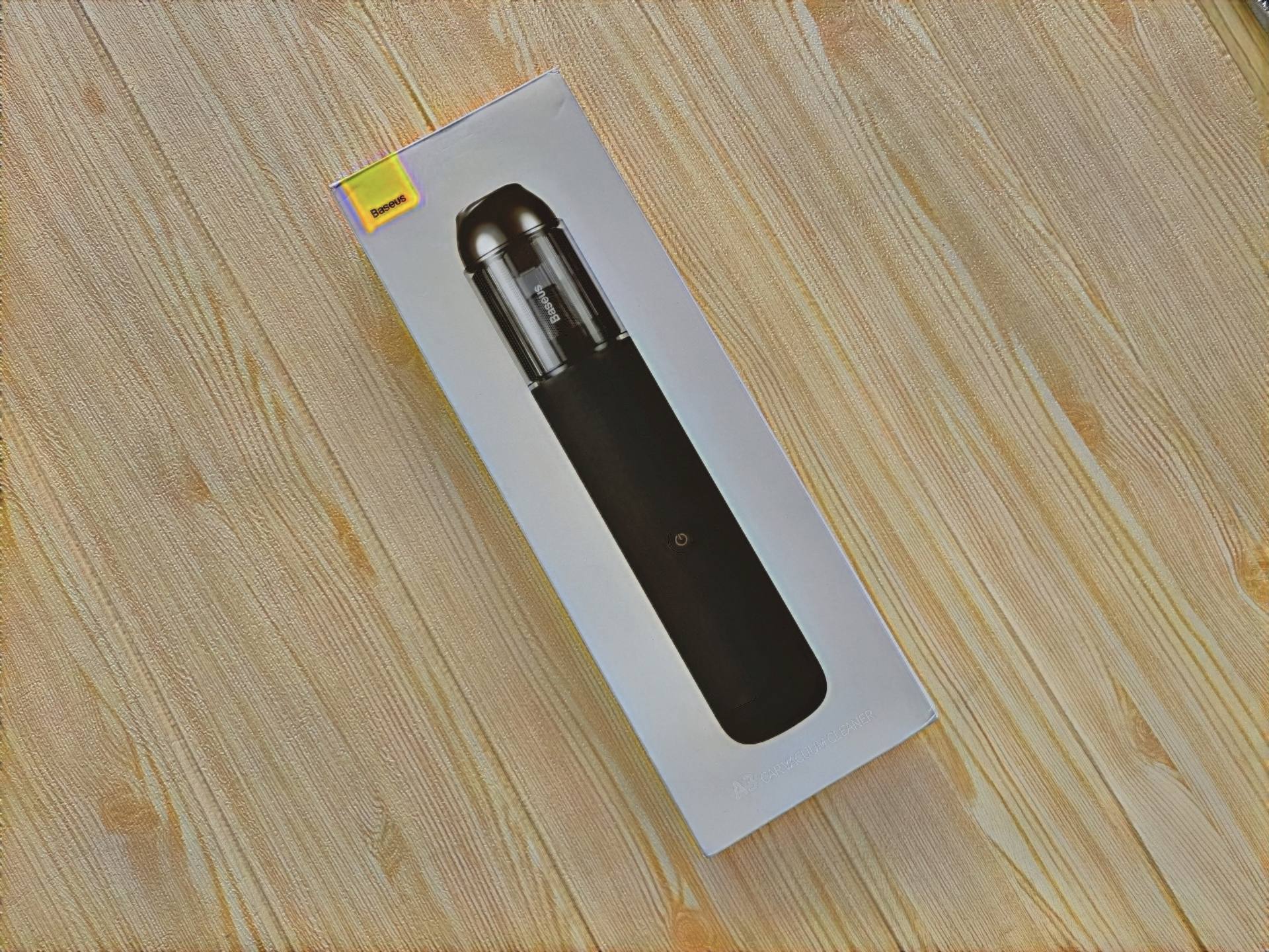 老司机揭秘：一招搞定汽车内饰脏乱差，吸尘器使用技巧全分享