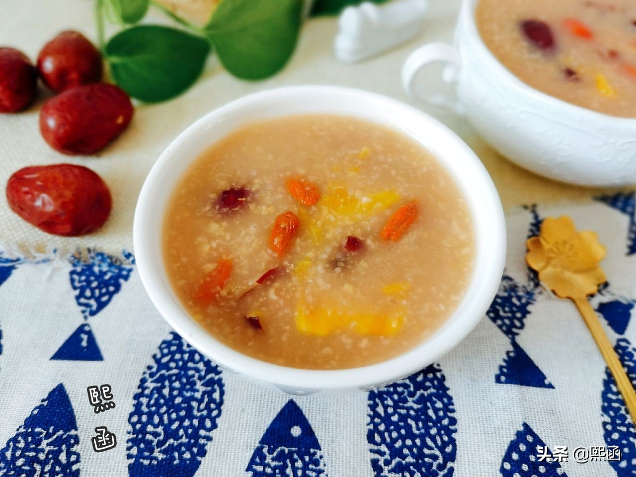 玉米糁的做法大全（加这3种食材暖身滋补好吸收）